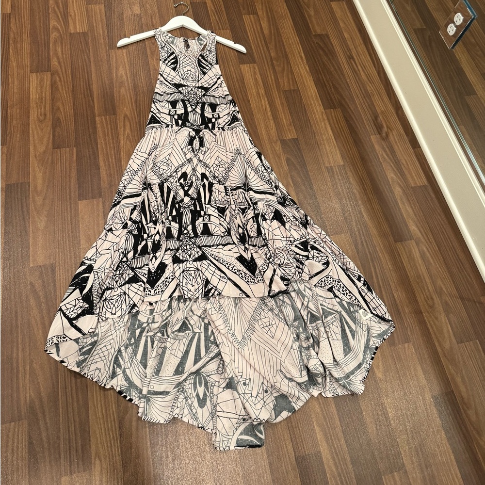 Black and beige pattern high-low midi dress, size XS